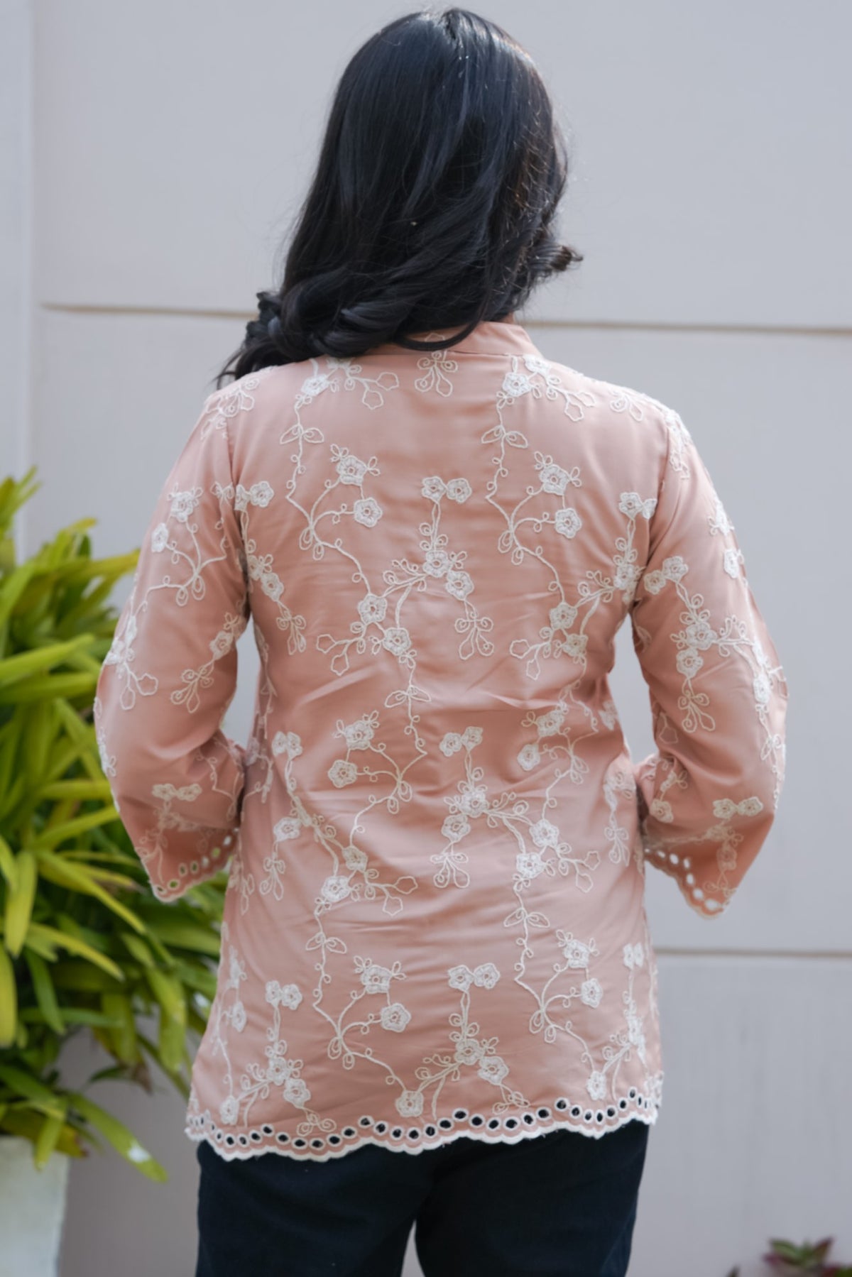 Biscotti Cording Cut-Work Top