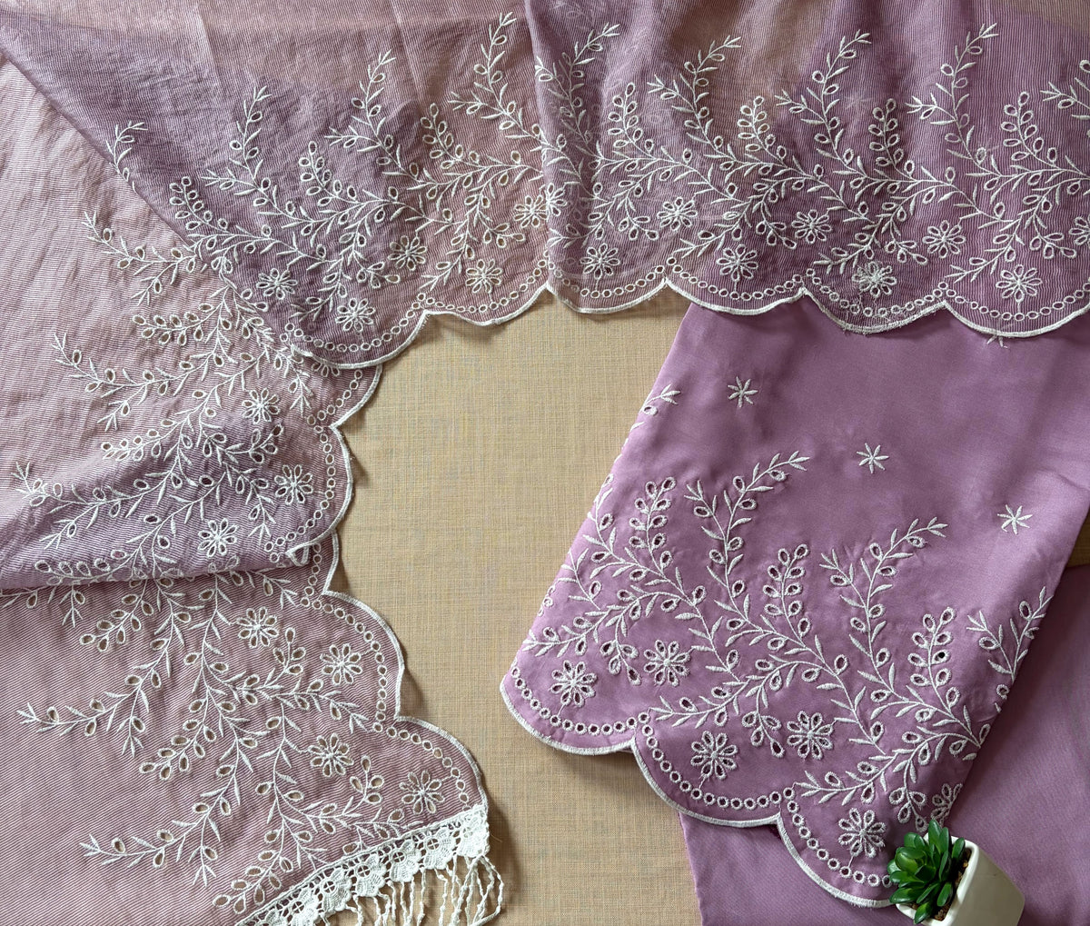 Vine Cut-Work Suit-Set